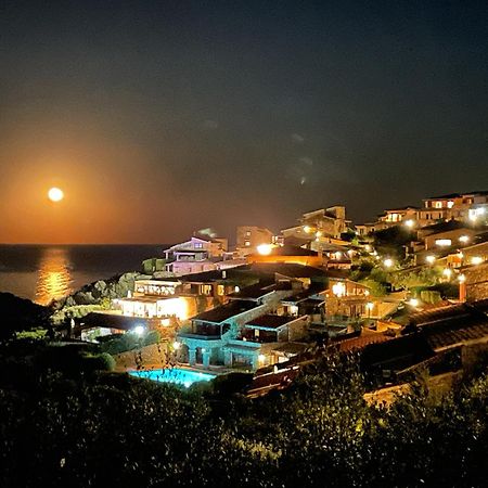 San Teodoro Punta Est Fantastico Trilocale Vista Mare Lägenhet Capo Coda Cavallo Exteriör bild