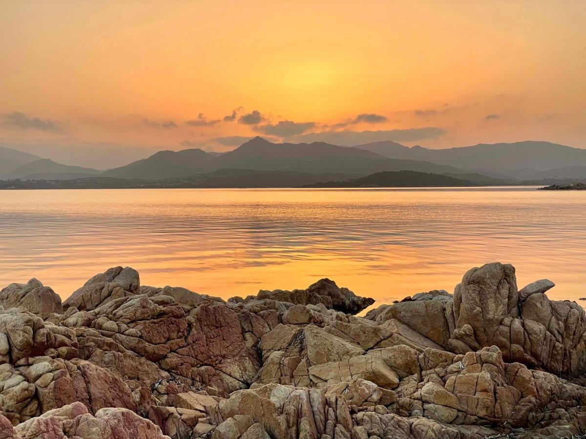 San Teodoro Punta Est Fantastico Trilocale Vista Mare Lägenhet Capo Coda Cavallo Exteriör bild
